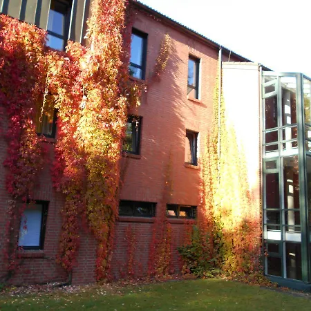 Hostel Jugendherberge Bonn *